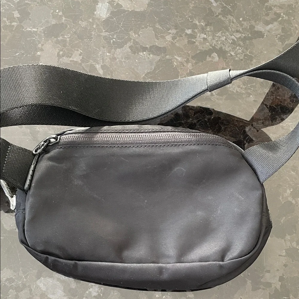 lululemon athletica Black Belt Bag - Picture 3 of 5